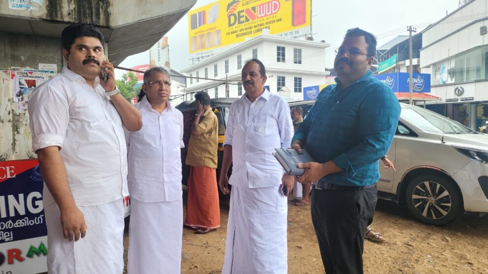 ചാലക്കുടിയിൽ ദേശീയ പാതയിലെ മറ്റു പ്രശ്നങ്ങൾക്ക് പരിഹാരം കാണുന്നതിനുമായി നിതിൻ ഗഡ്കരിയോടാവശ്യപ്പെട്ടതിന്റെ അടിസ്ഥാനത്തിൽ ദേശീയ പാത അതോറിറ്റി അധികൃതർ സ്ഥലം സന്ദർശിച്ചു