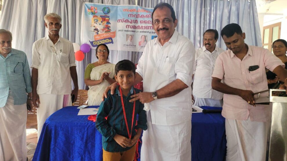 കൊടുങ്ങല്ലൂർ നിയോജകമണ്ഡലത്തിലെ പുല്ലൂറ്റ് ഗവൺമെന്റ് ലോവർ പ്രൈമറി സ്കൂളിലെ നവീകരിച്ച ലൈബ്രറി കെട്ടിടം ഉദ്ഘാടനം ചെയ്തു.